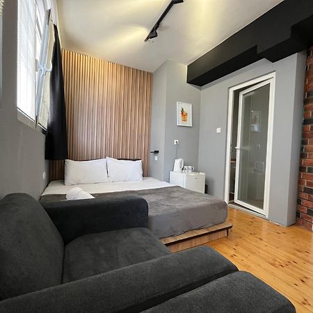 Mickitos Urban Hostel 斯科普里 外观 照片