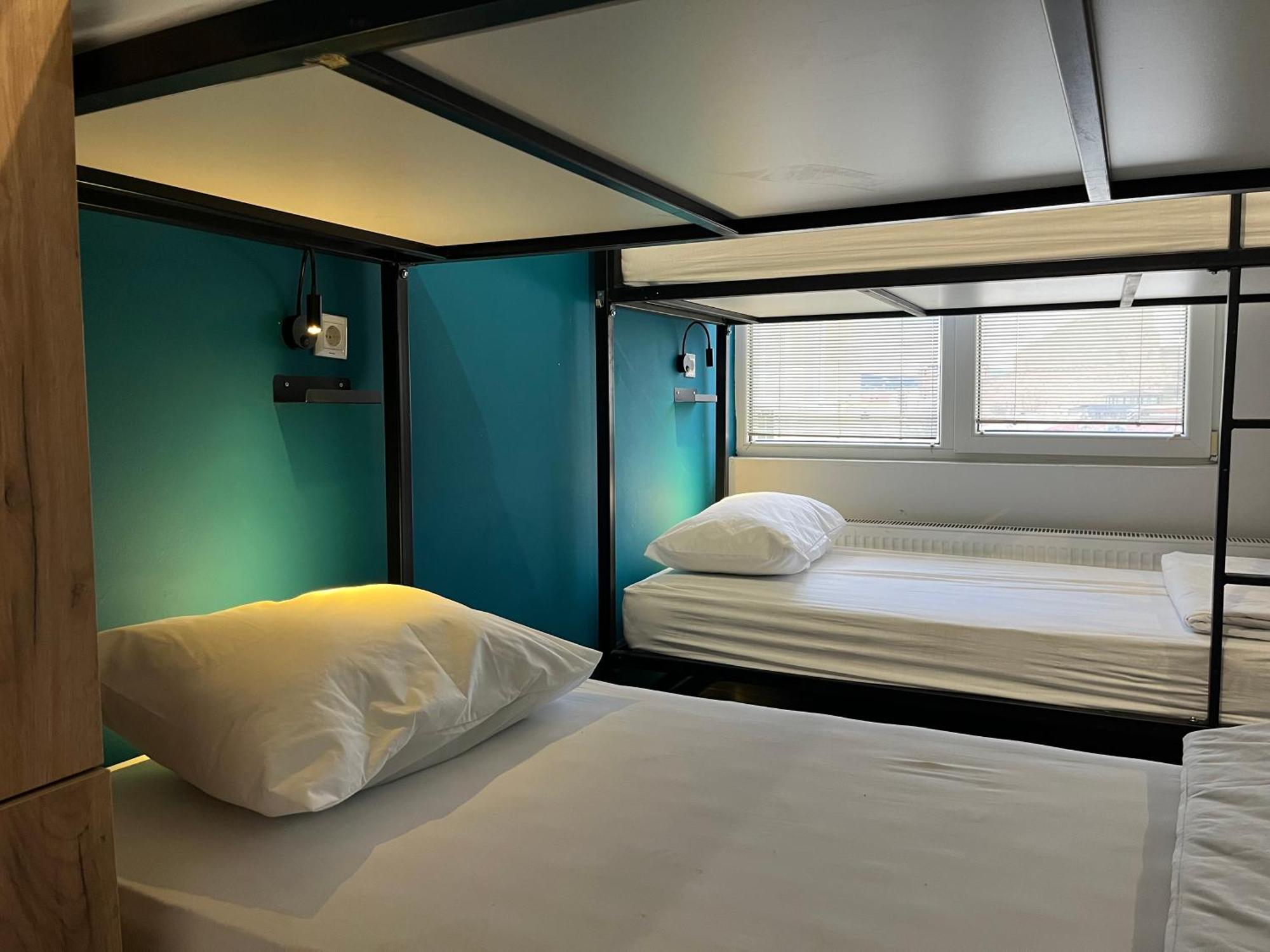 Mickitos Urban Hostel 斯科普里 外观 照片