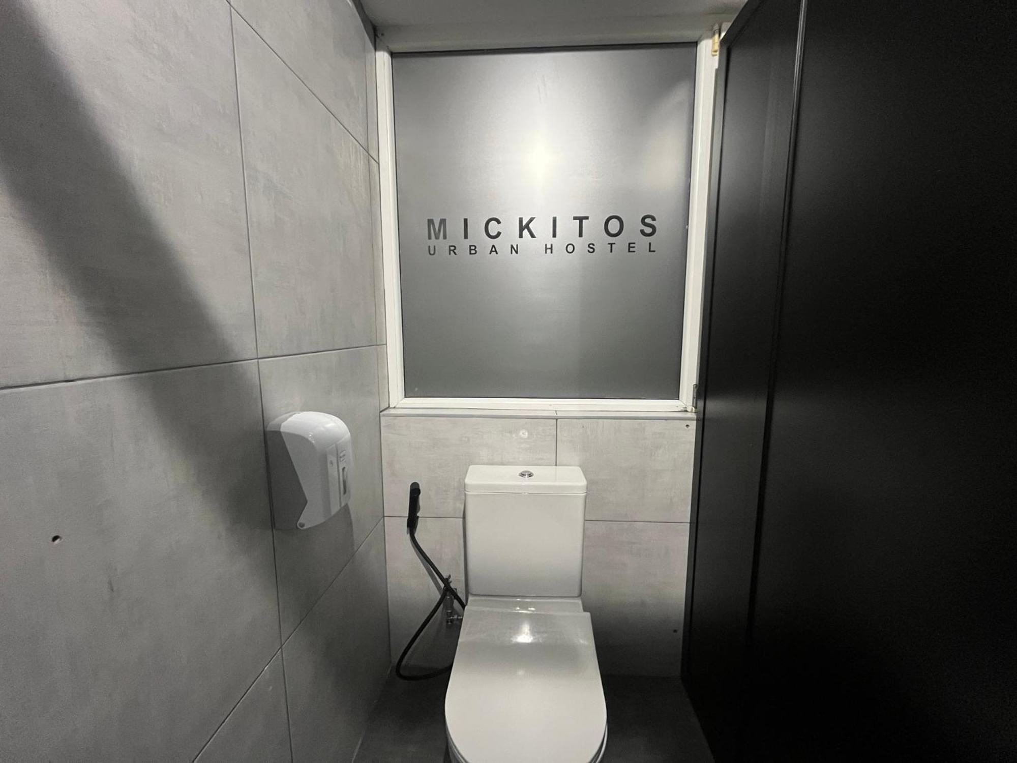 Mickitos Urban Hostel 斯科普里 外观 照片