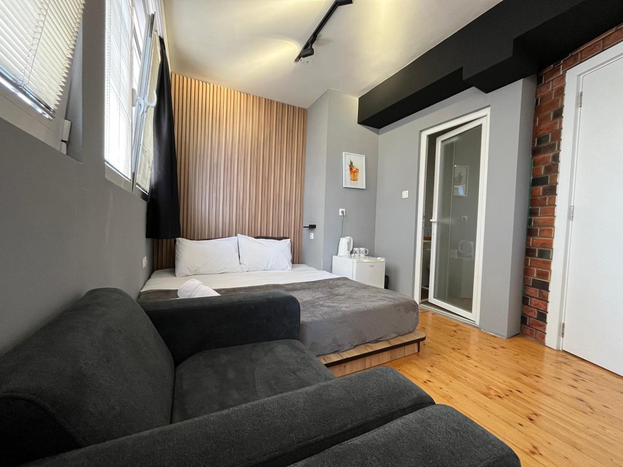 Mickitos Urban Hostel 斯科普里 外观 照片
